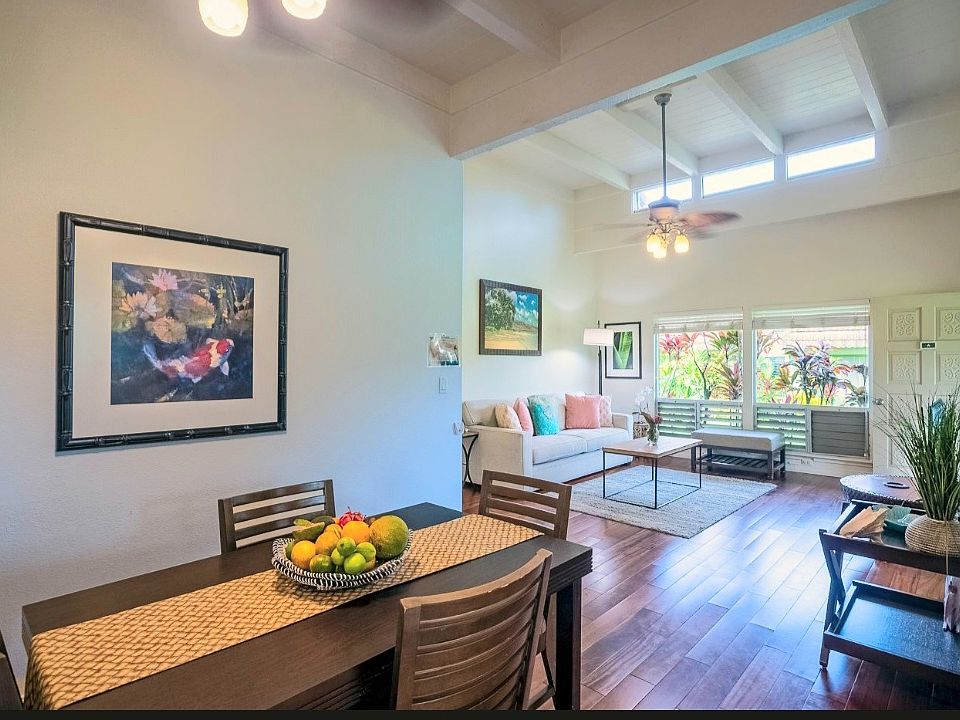 A dining room fit for a king and a Queen. Make your favorite family dinners or have light snacks with family and friends.