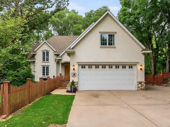 15312 McKenzie Blvd, Minnetonka, MN 55345