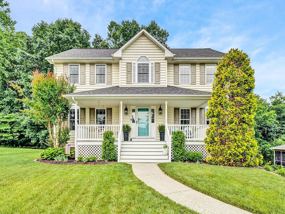1st image of 7811 Sequoia Dr