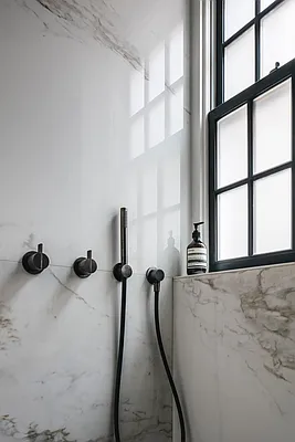 Rented by Compass | media 28