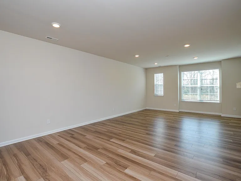11055 Lawyers Rd #35 — Photo 6