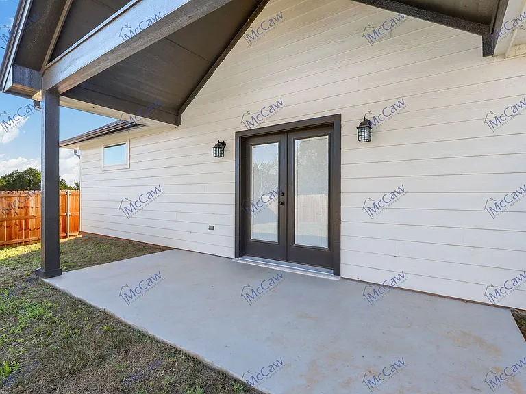 2524 Creek Dr — Photo 17