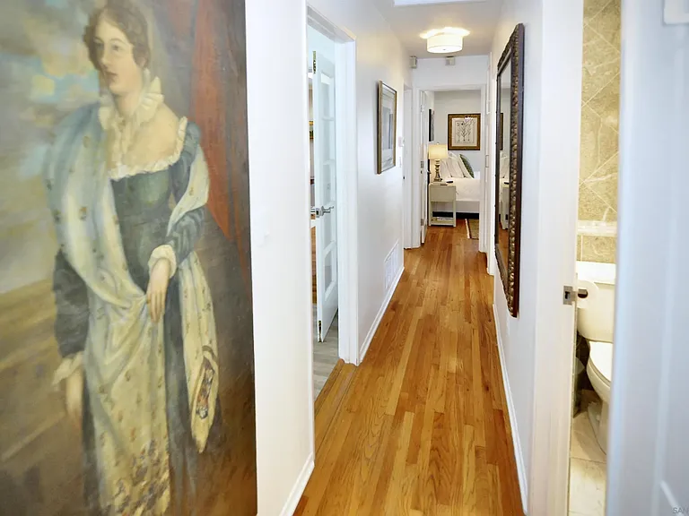 529 Fern Gln — Photo 23