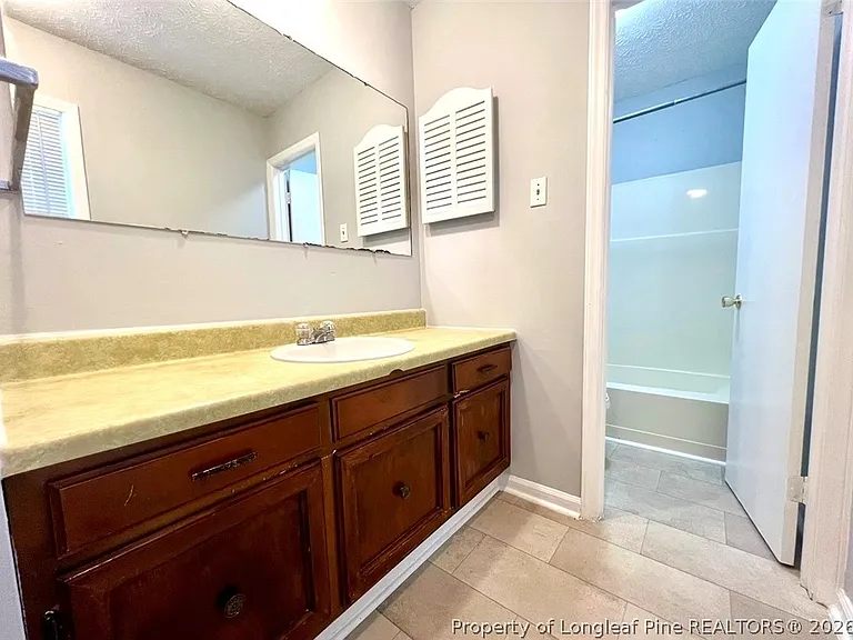 7013 Darnell St — Photo 18