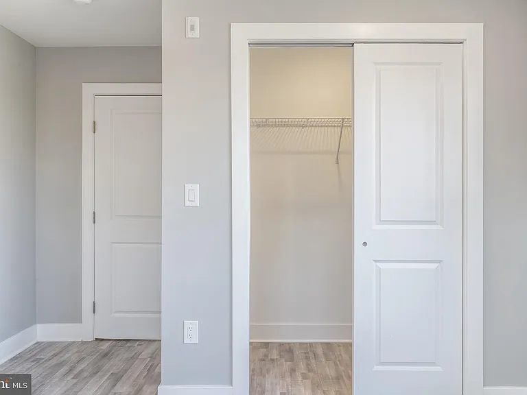 2500 N Mascher St #2 — Photo 15