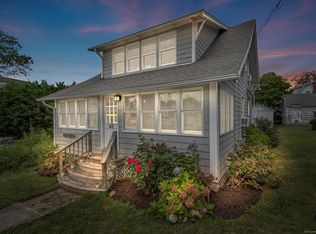 45 Ridgewood Rd, Old Lyme, CT 06371