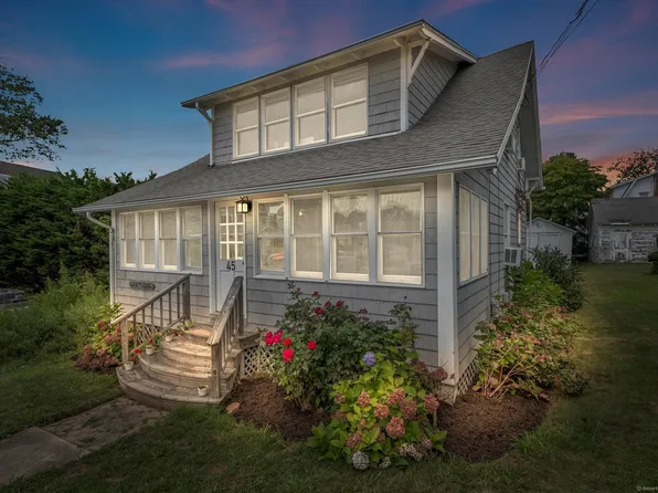 45 Ridgewood Road, Old Lyme, CT 06371