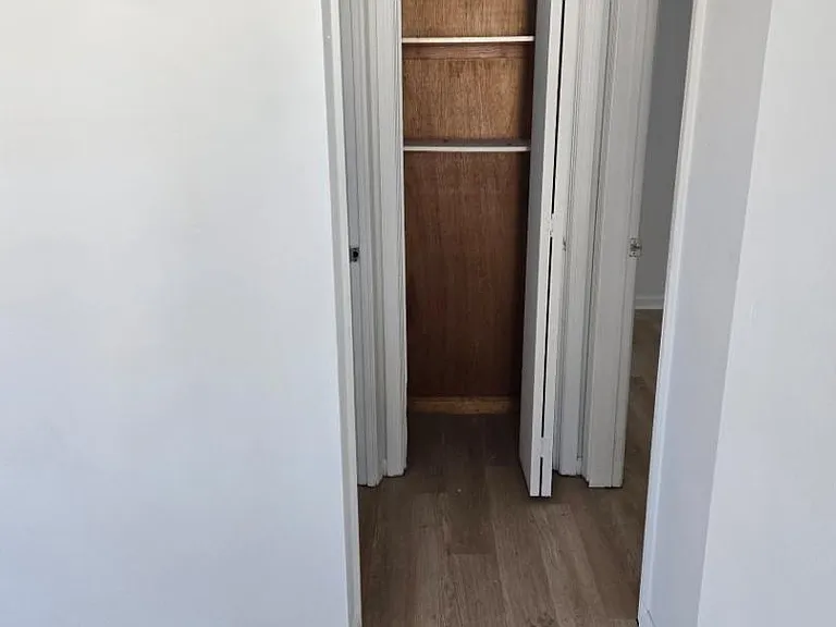 Unit Photo