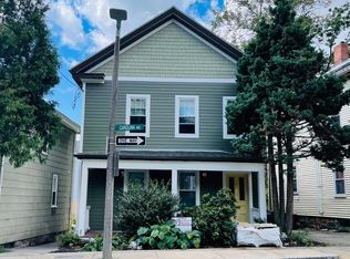135 Carolina Ave FLOOR 2, Jamaica Plain, MA 02130