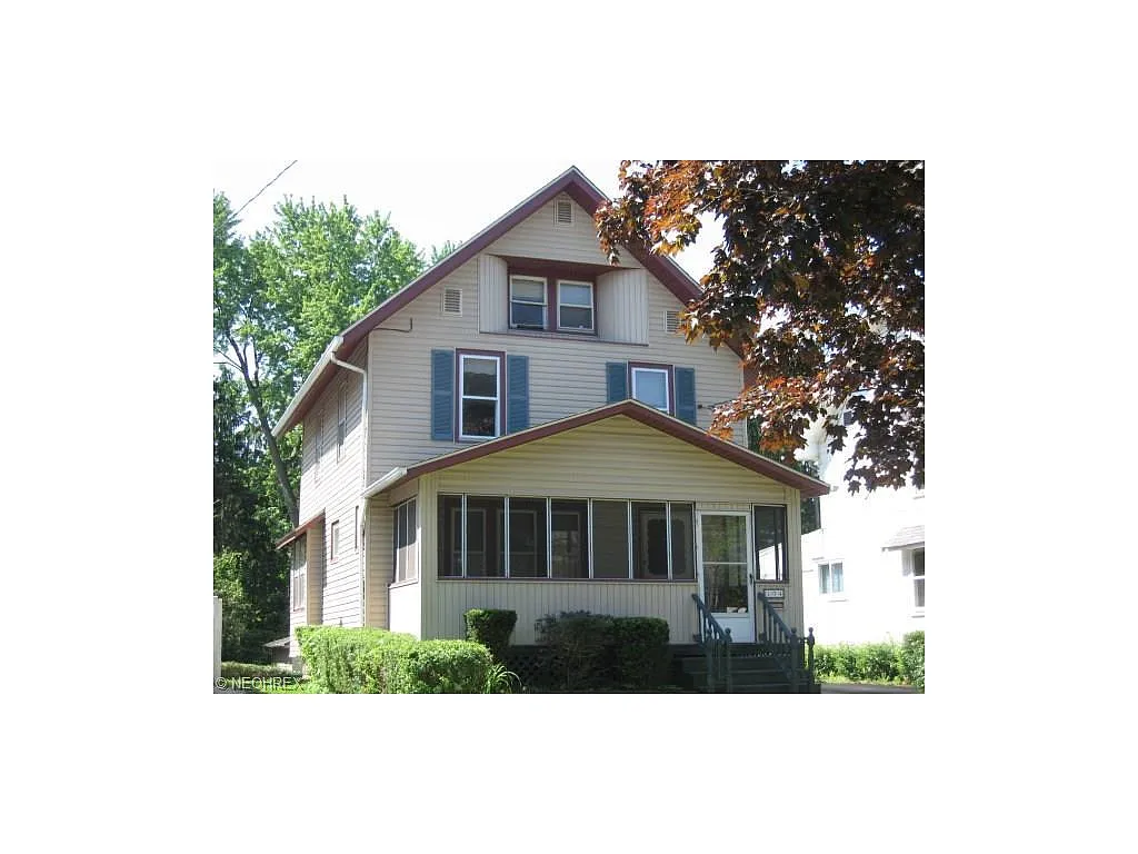 134 E Brookside Ave photo 1