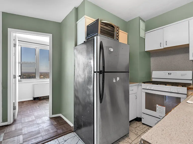 2000 Linwood Ave #17H — Photo 15