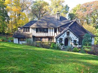 539 Manhasset Woods Road, Manhasset, NY 11030