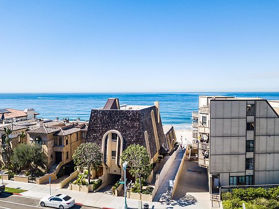 Across the street from direct Beach access