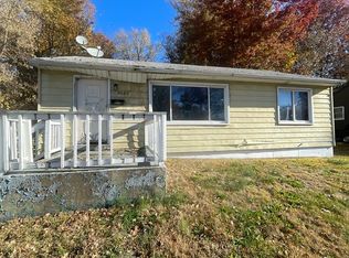 9145 Loganberry Ln, Saint Louis, MO