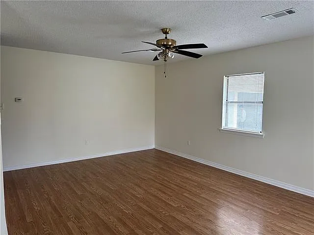 34164 Camelia Farm Ln — Photo 11