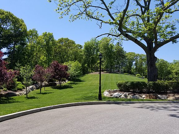 5th image of 328 Hoffman Ln