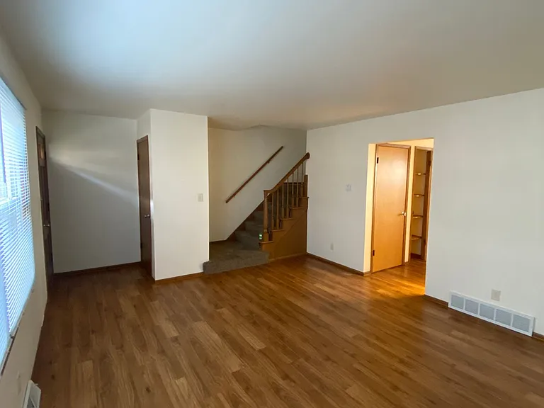12235-12237 W Dearbourn Ave #12239 — Photo 6