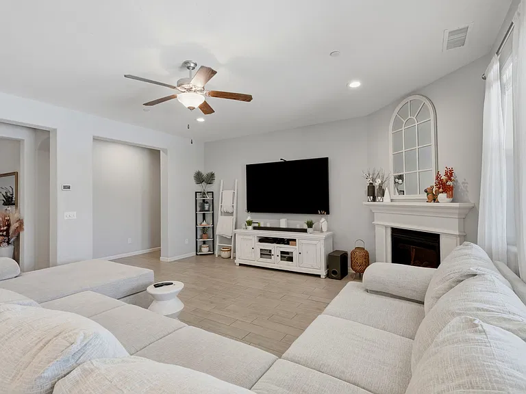 2280 Chianti Way — Photo 10