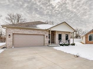 4252 Wellington Ct, Columbus, IN