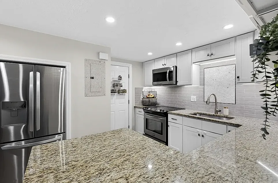 2 bed, 630 sqft, $1,850 — Photo 4