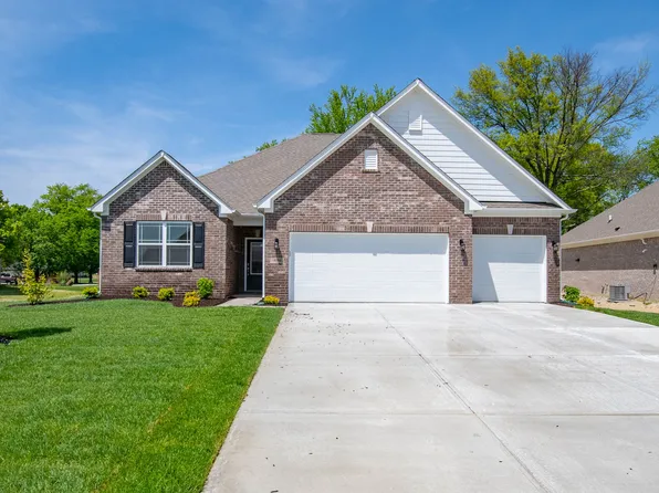 4894 W Williamsburg Pass, New Palestine, IN 46163