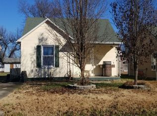 423 Cook Ave, Chaffee, MO 63740