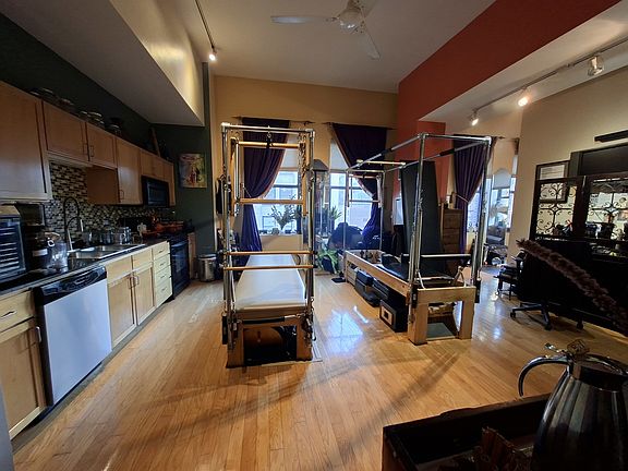 3rd image of 5 N Wabash Ave APT 1705