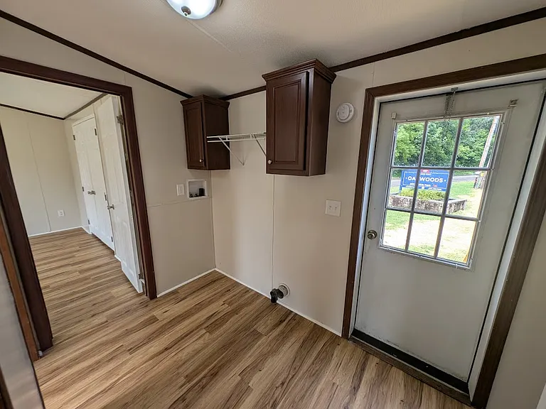 146 Mulberry Cir — Photo 5