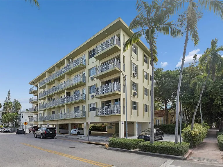 851 Meridian Ave #33 — Photo 9