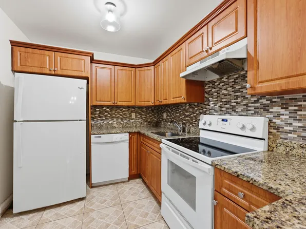 490 NW 20th Street #316, Boca Raton, FL 33431