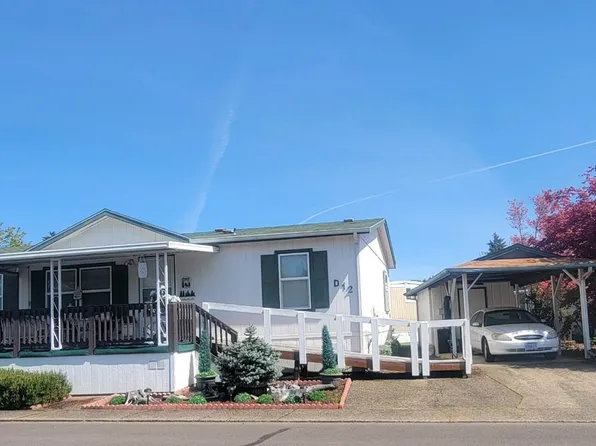 77500 S 6th St Space D-12, Cottage Grove, OR 97424