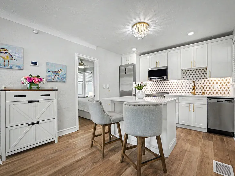 155 S Wild Olive Ave — Photo 21