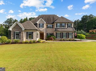 150 Dean Dr, Tyrone, GA 30290