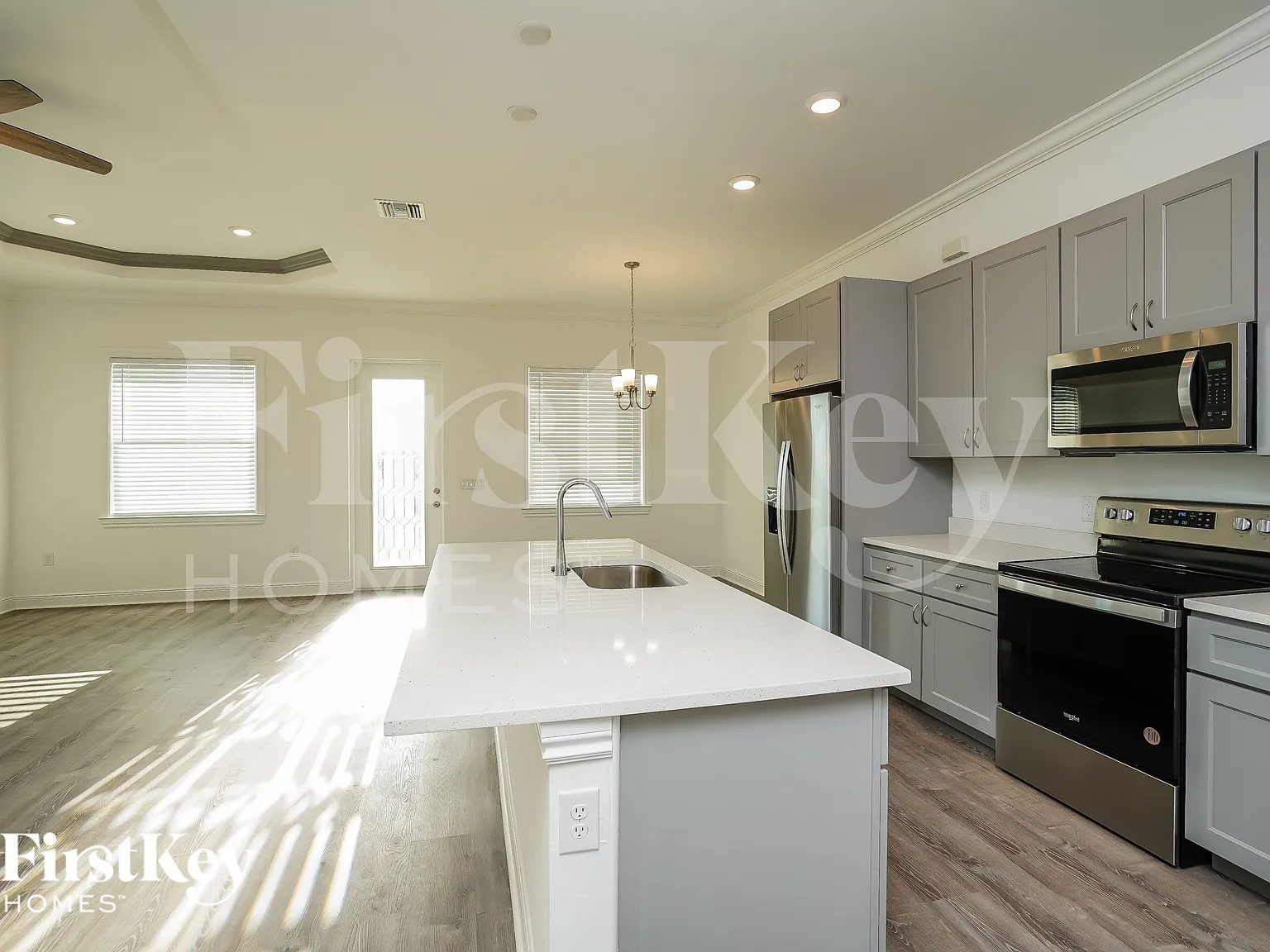4 bed, 3.0 bath, 1782 sqft, $2,295 — Photo 4
