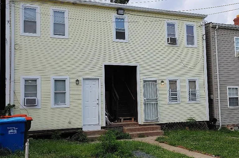 1827 D St NE #2 — Photo 18