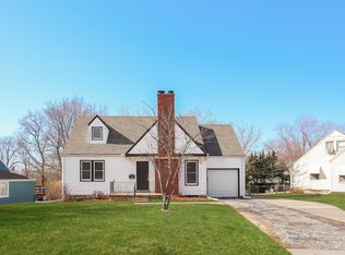 5004 Glenside Dr, Kansas City, MO 64129