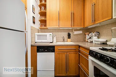 Rented by NextStopNY