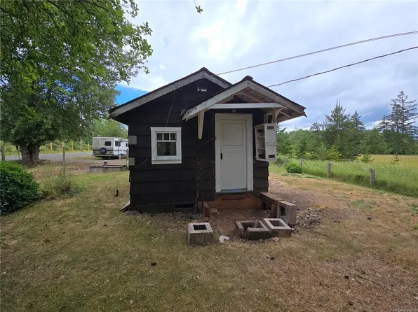 1055 Station Rd, Nanaimo, BC V0R 1M0