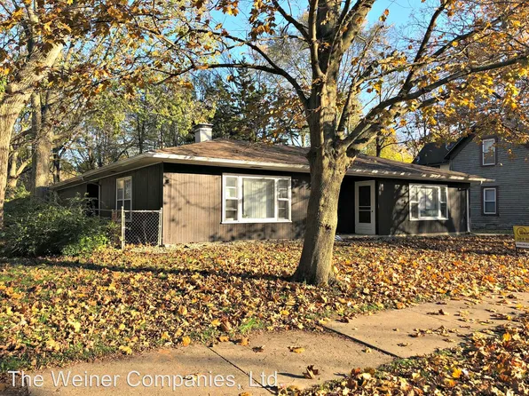 712 S Race St, Urbana, IL 61801