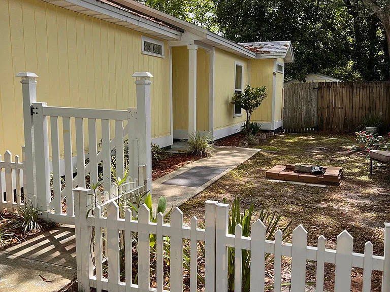 side yard