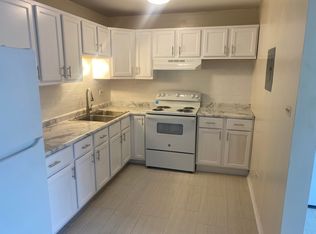 5645 Saint James Ct APT 1W, Oak Lawn, IL 60453