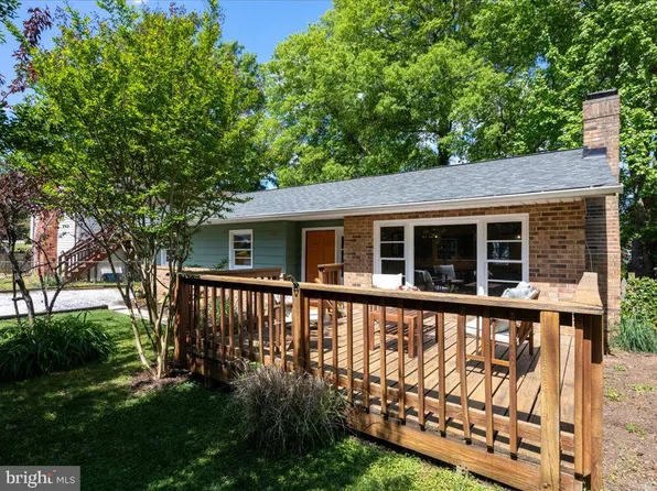 424 Londontown Rd, Edgewater, MD 21037