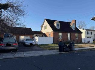 97 Bromley Ave, Hamilton, NJ 08629