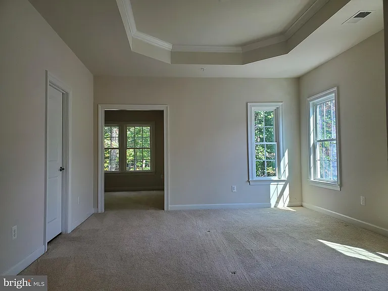 411 Greenebaum Ln — Photo 23