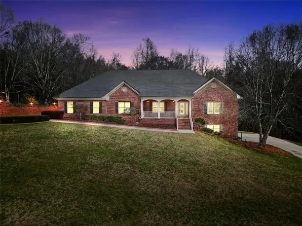 503 Clearwater Dr, McDonough, GA 30252