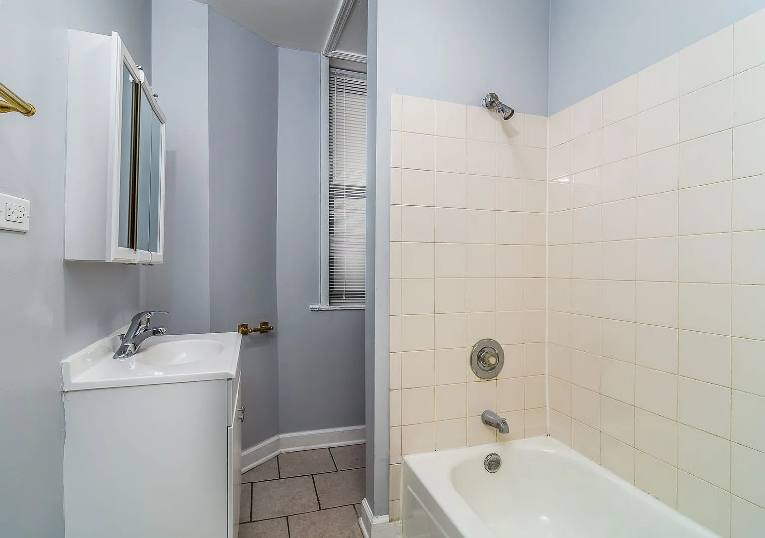 515 E 60th St. — Photo 3