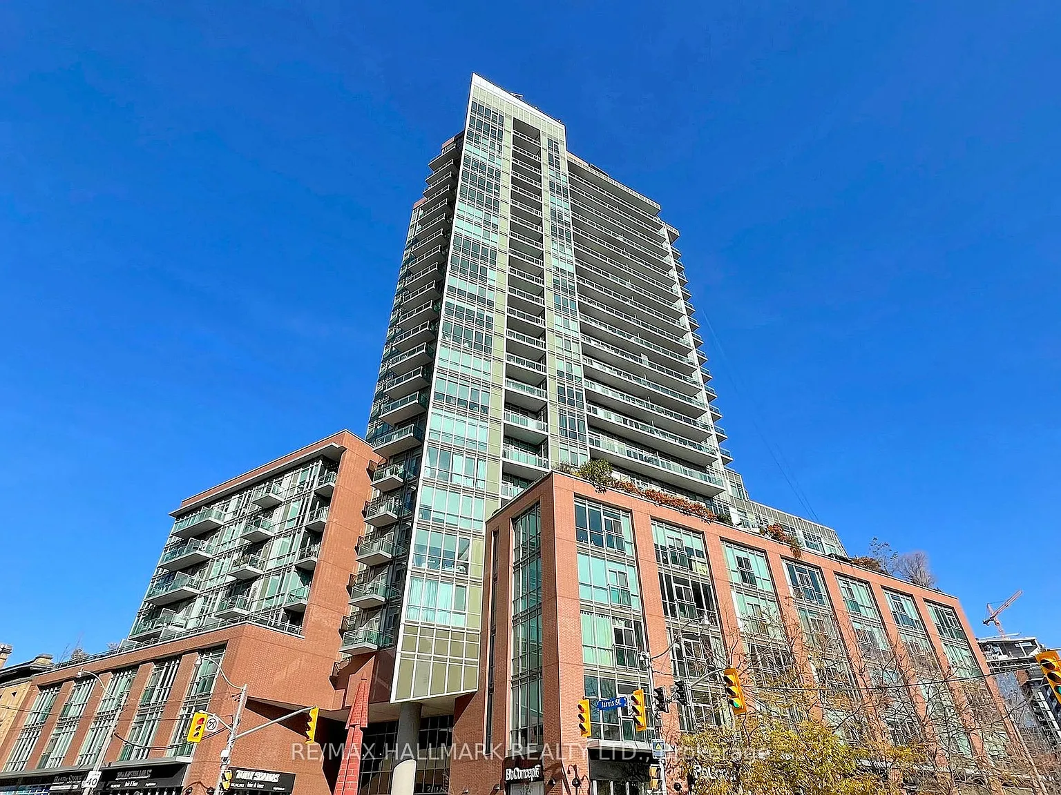 112 George — Photo 2