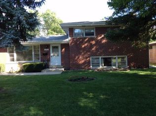7916 W Courtland Ave, Norridge, IL