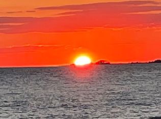 167 Plum Bank Rd, Old Saybrook, CT 06475