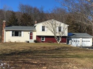 35 Summit Dr, North Branford, CT 06471